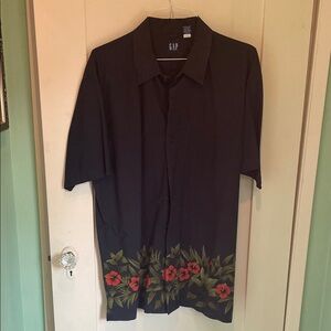GAP Men's Black Shirt with Red Floral Design